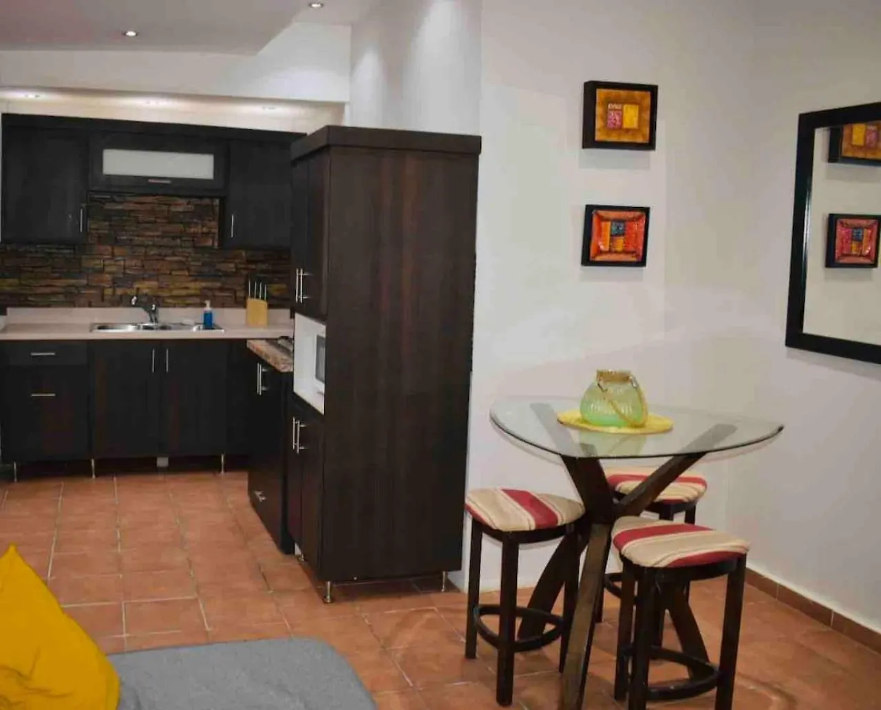Central San Juan Studio Apartment